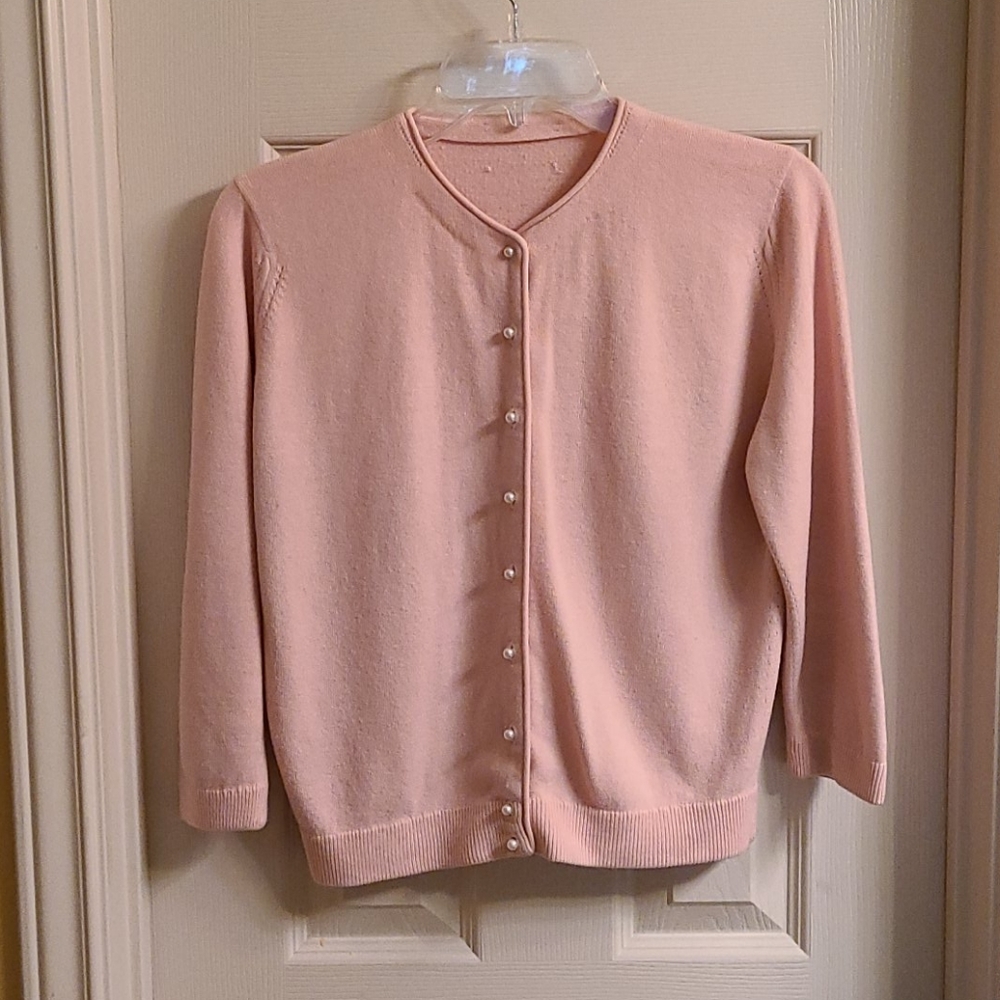 Vintage Petal Cardigan w/Pearls Buttons